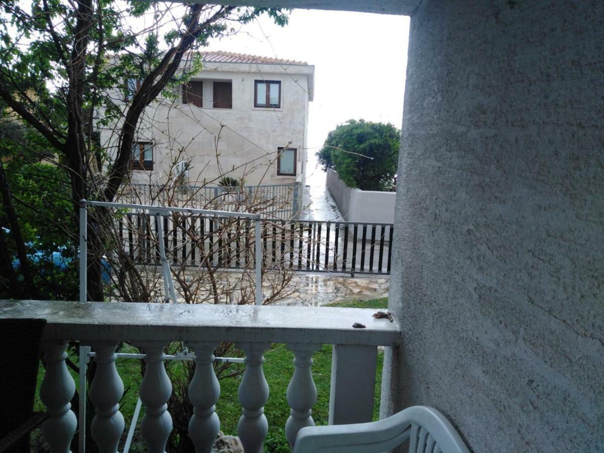 Apartmani Petra 브르시 외부 사진