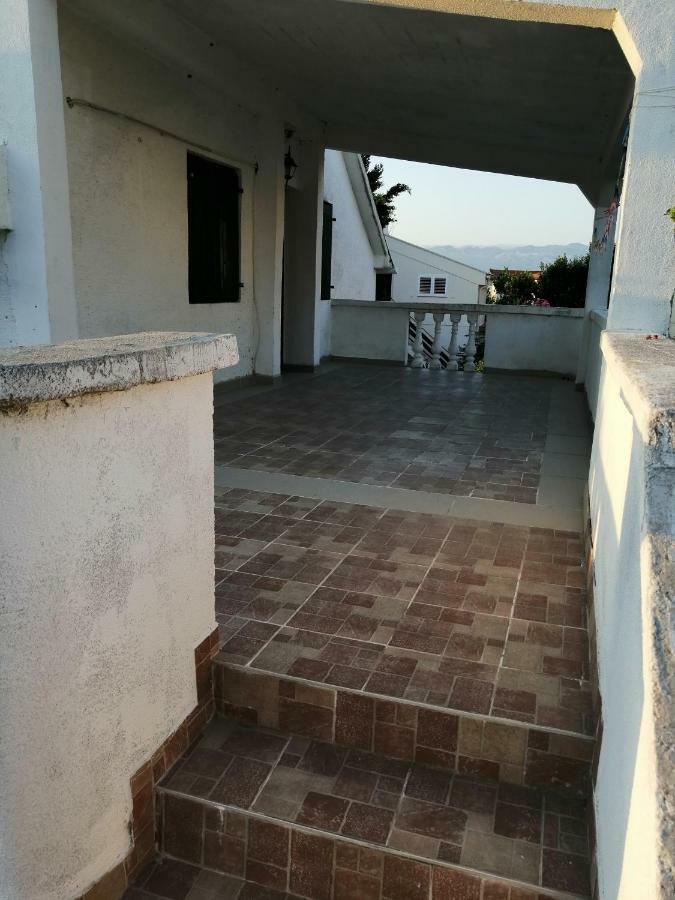 Apartmani Petra 브르시 외부 사진